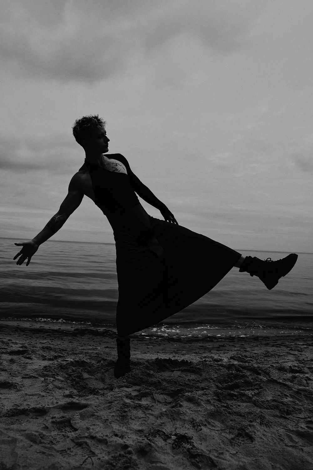 Claudia Malecka – Tides of Freedom